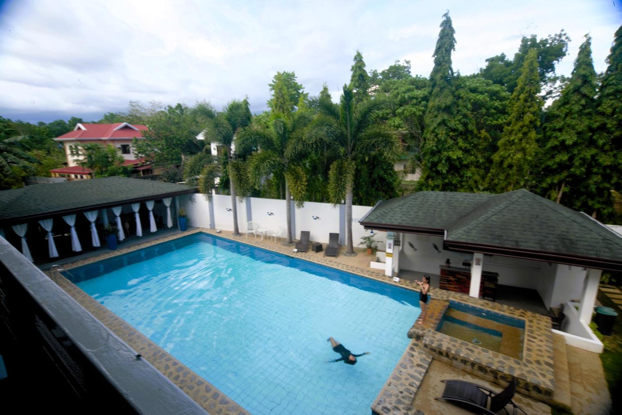 Hotel Gabriella Tagbilaran City Exterior photo