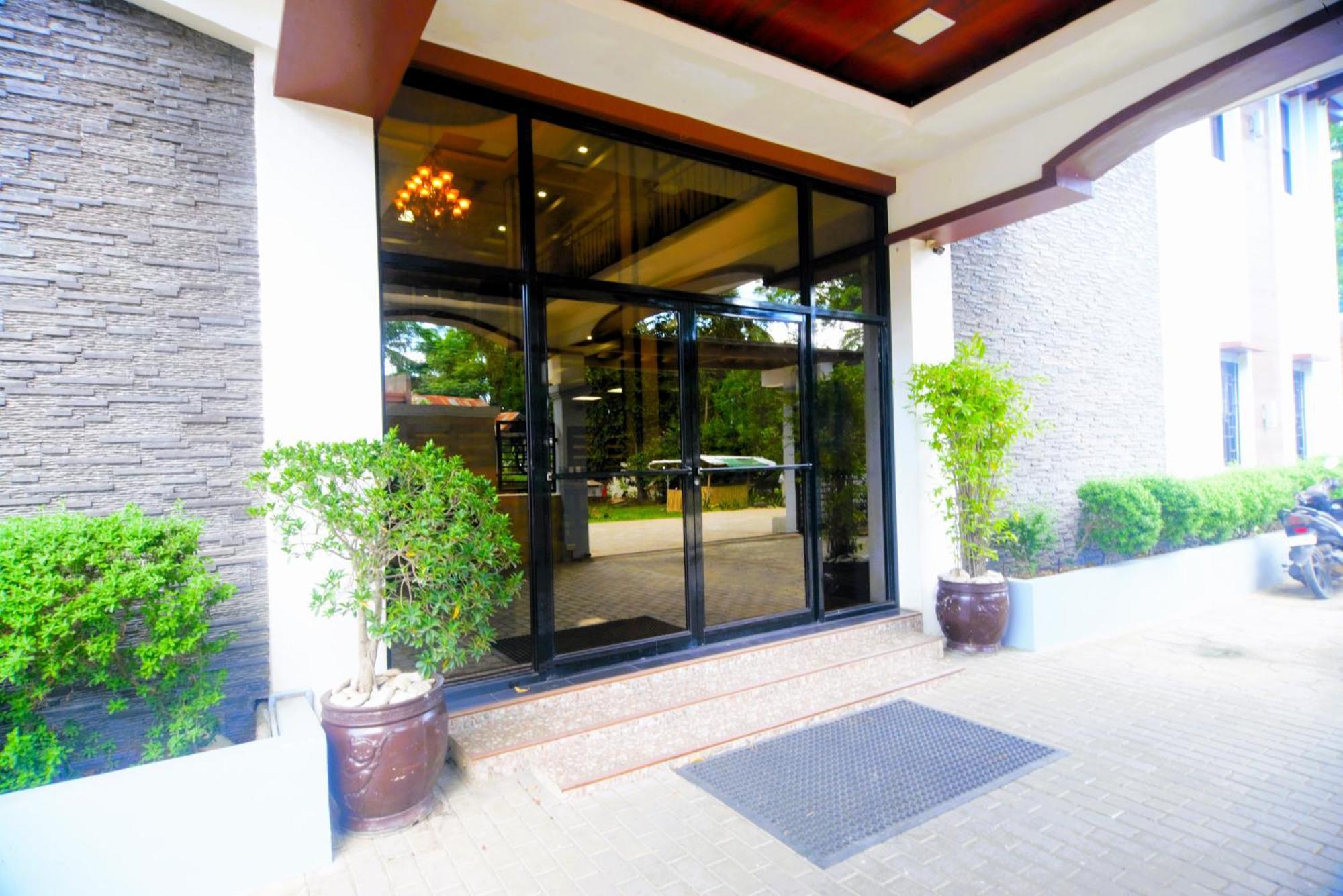 Hotel Gabriella Tagbilaran City Exterior photo